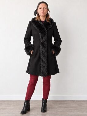 Vintage Novelli Adorable Black Wool Cashmere Coat Faux Fur Trim Size 11/12
